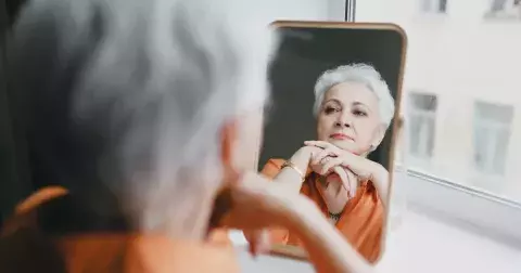 Techniky, jak se zbavit černých myšlenek. Zkuste třeba metodu 3-3-3