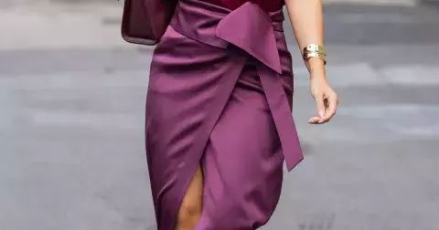 Jarní trendy v sukních pro rok 2026: Nosit se budou tyto 3 střihy. Lichotí i plnější postavě