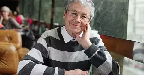 Zářící mobily nám v noci masakrují mozek. Geniální Češka odhalila šokující pravdu o tom, jak si nevratně ničíme životy