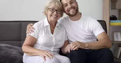 “Nechci se starat o nemocnou mámu, ale nevím, kam ji dát,” píše Jirka