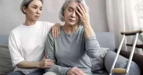 „Máma spadla a zlomila si krček. Bojím se, že se o ni budu muset postarat,“ píše smutná Lucie