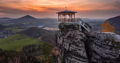 Kvíz: Přichází čas na výlety. Objevte nejkrásnější rozhledny i vyhlídky v Česku