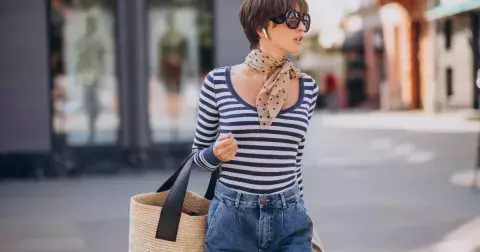 Módní doplňky vám mohou přidat šmrnc, ale i roky. Jaké vybírat ve zralém věku, poradí odborníci