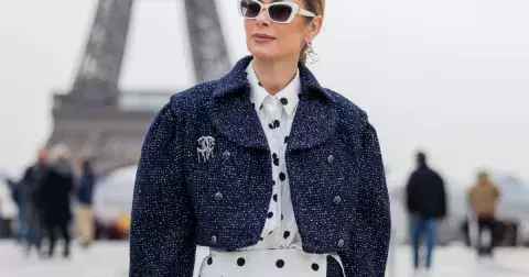 Jarní inspirace z pařížských ulic: Trendy jsou syté tóny barev i hravé Polka Dots